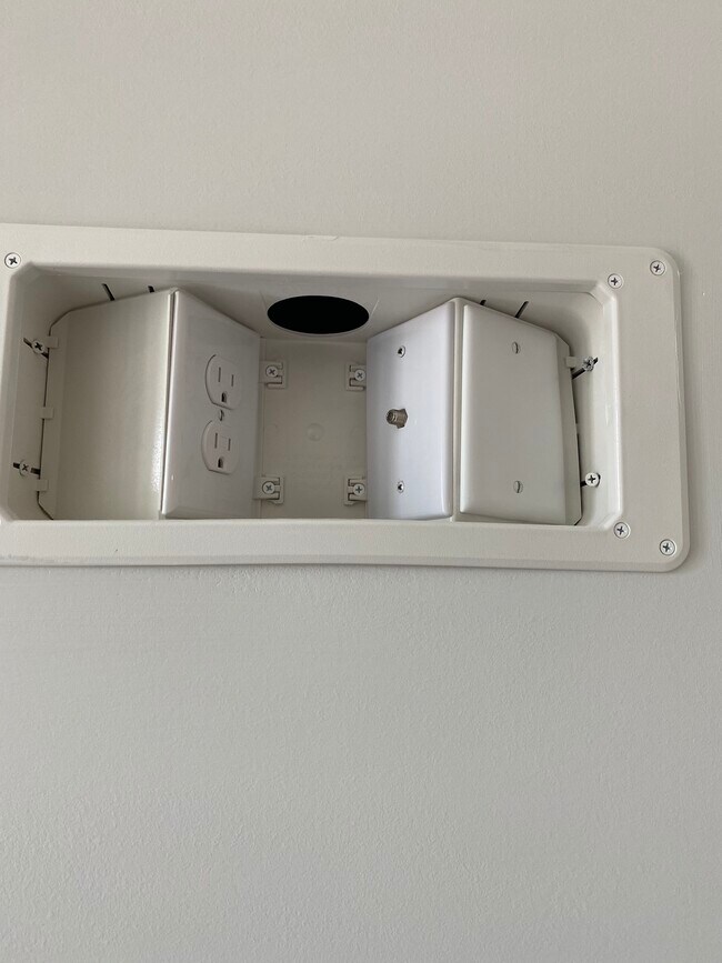 Outlet and cable hook-up above fireplace - 78 Horizon Ln
