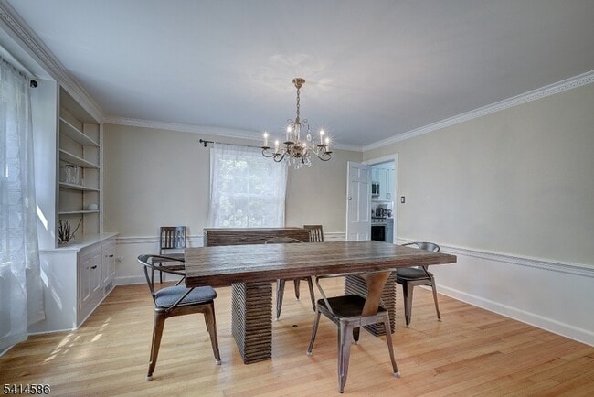 Building Photo - 548 Hartford Ct