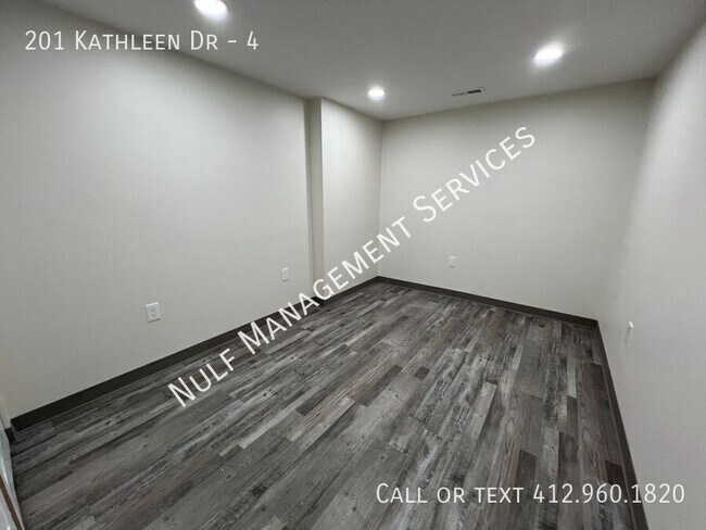 Building Photo - 201 Kathleen Dr