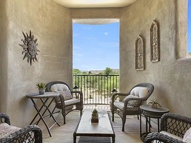 Building Photo - 10055 N 142nd St