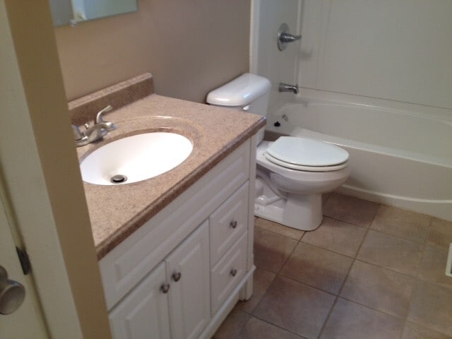 Building Photo - 7058 Manderlay Dr