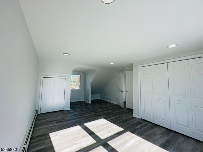 Building Photo - 79 Hawkins Ave