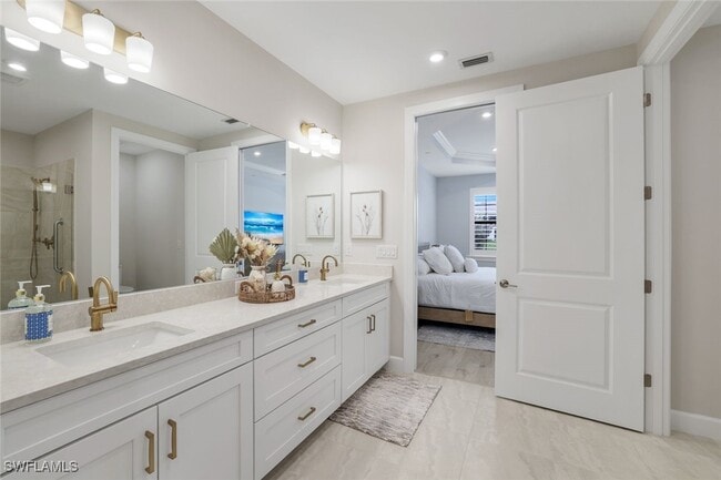 Building Photo - 15336 Lucerna St