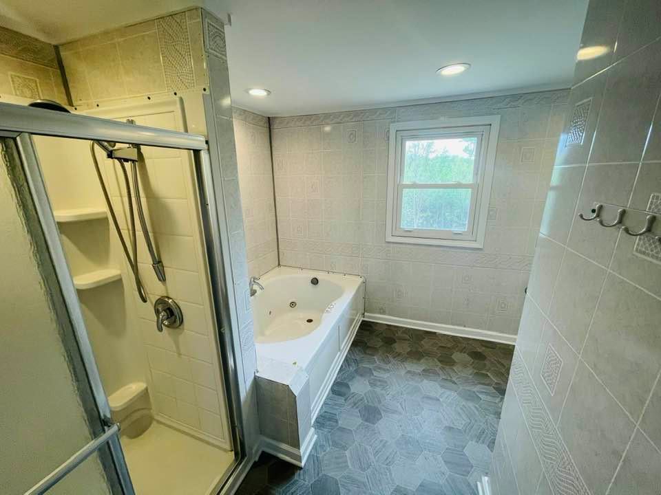 Building Photo - 210 Bride Dr