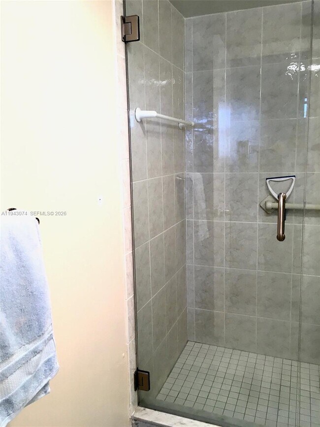 Building Photo - 8980 S Hollybrook Blvd