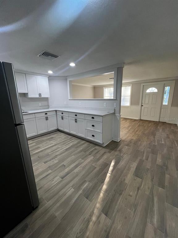 Building Photo - 9033 Pegasus Ave