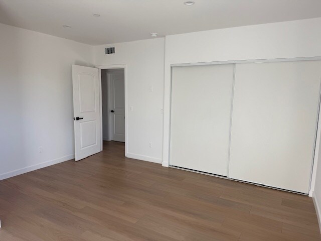 Master bedroom - 18906 Lassen St