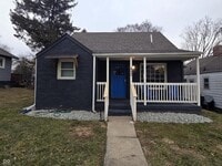 Building Photo - 1604 W 11th St