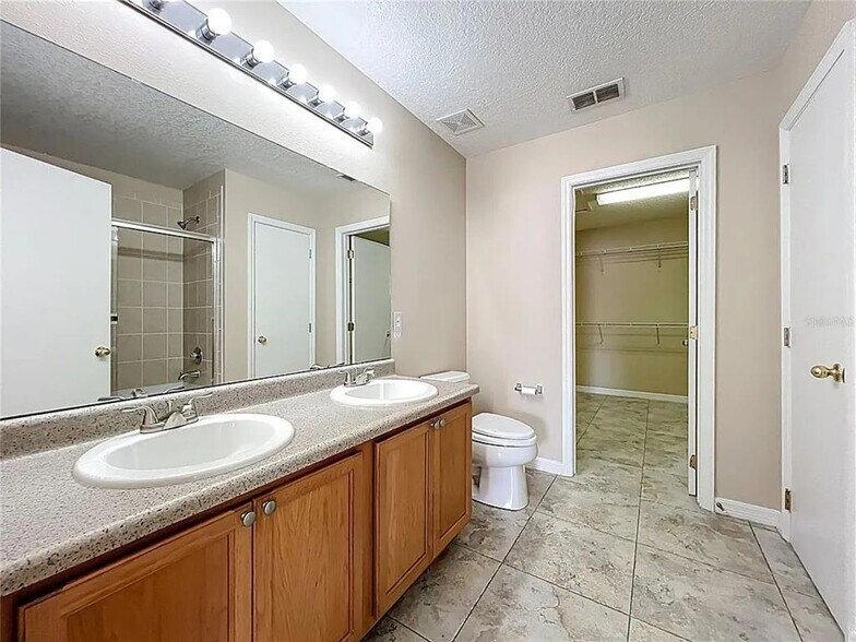 Building Photo - 14932 Perdido Dr