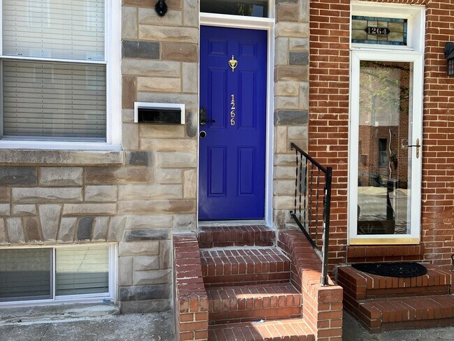 Building Photo - 1266 Riverside Ave