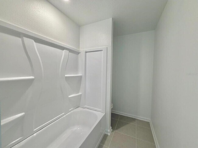 Building Photo - 1547 Jessica Blvd