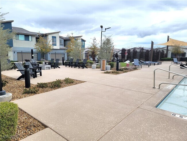 Building Photo - 3210 Centano Ave