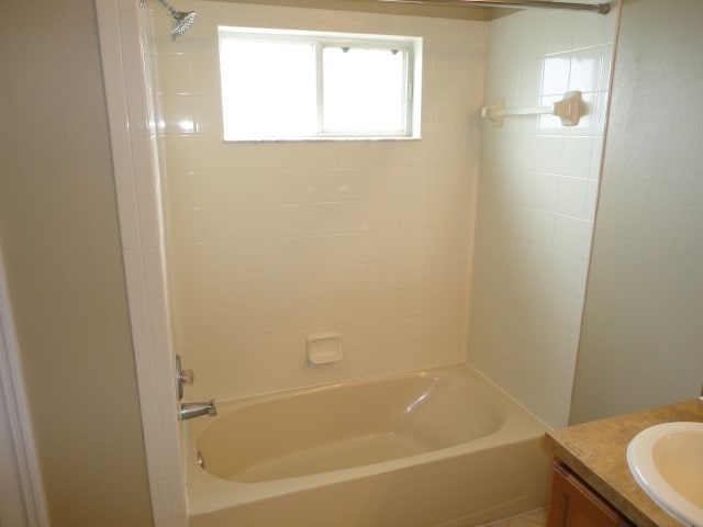 Building Photo - 1907 Seatonham St