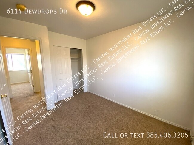 Building Photo - 6114 Dewdrops Dr