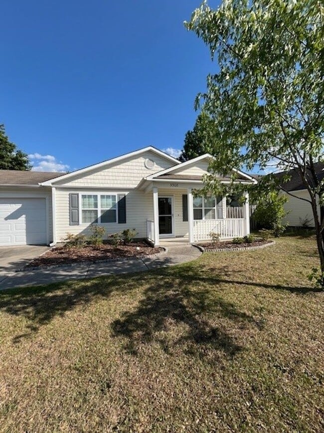 Building Photo - Welcome to this well-appointed 3-bedroom, 2-bath home in Leland, NC