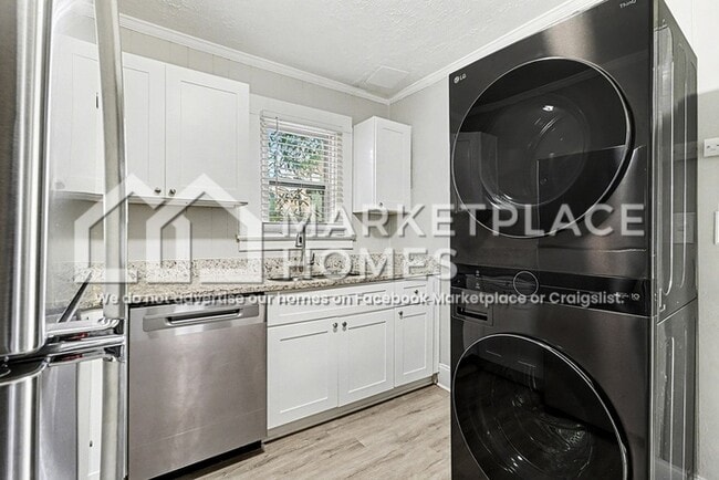 Building Photo - 2984 Semmes St