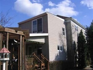 Building Photo - 118 Williams St