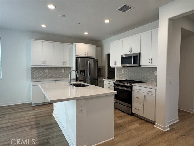 Building Photo - 16216 Hollyhock Ave