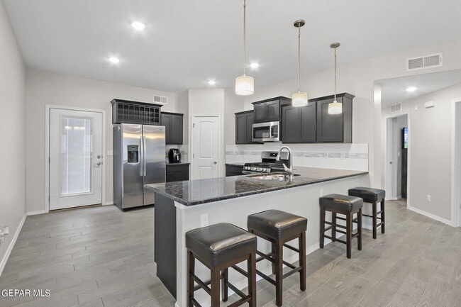 Building Photo - 15129 Imagine Dr