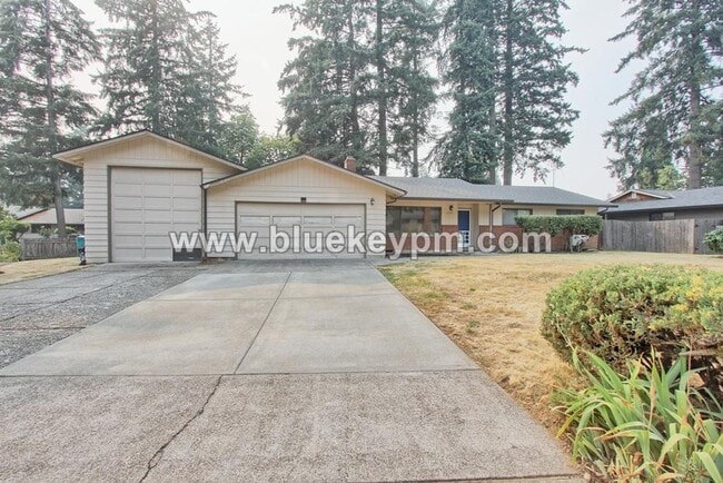 Building Photo - 3 Bed/ 2 Bath Home Near Legacy High School and Firstenburg Community Center