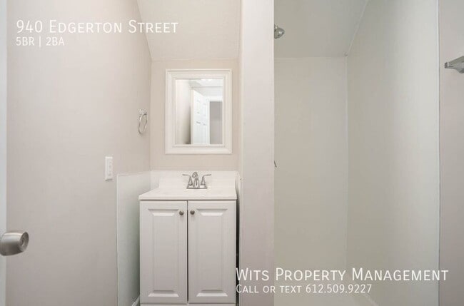 Building Photo - 940 Edgerton St