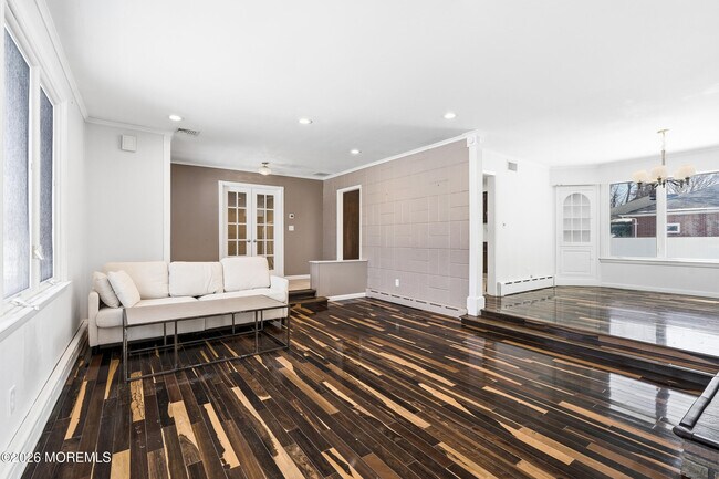 Building Photo - 294 Brighton Ave