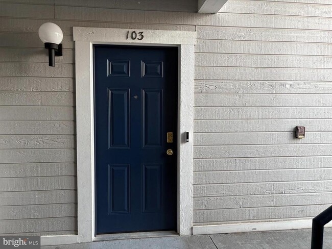 Building Photo - 606 Moonglow Rd