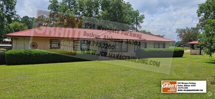 Building Photo - 1729 Campbellton Hwy