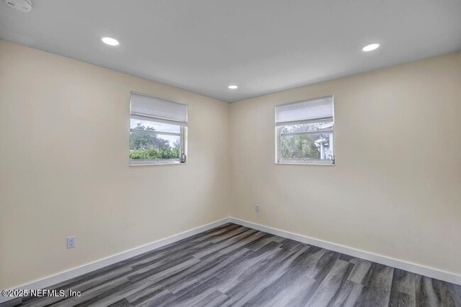Building Photo - 269 Hermosa Ct