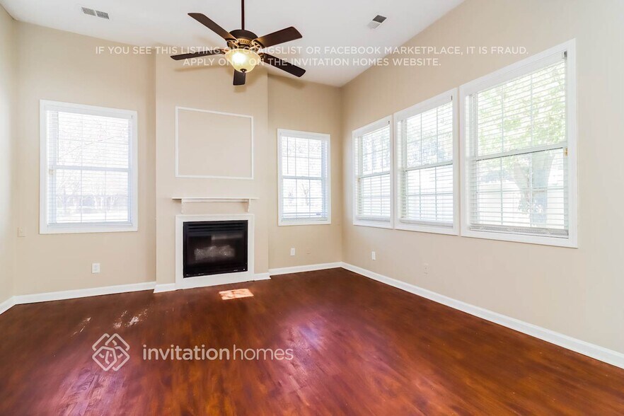 Building Photo - 260 Windcroft Cir NW