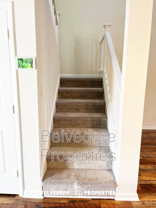 Building Photo - 3726 Wayfarer Dr