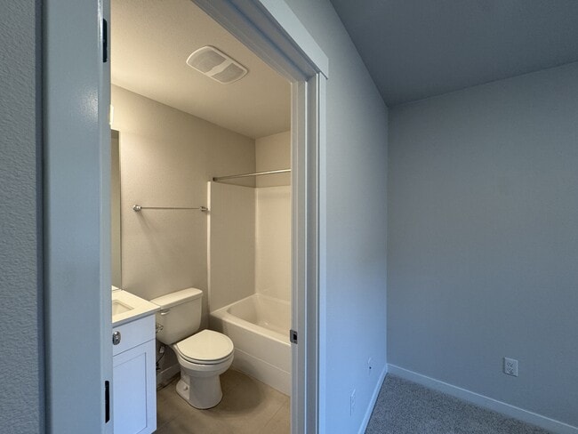 Building Photo - 15083 NW Ethel Ln