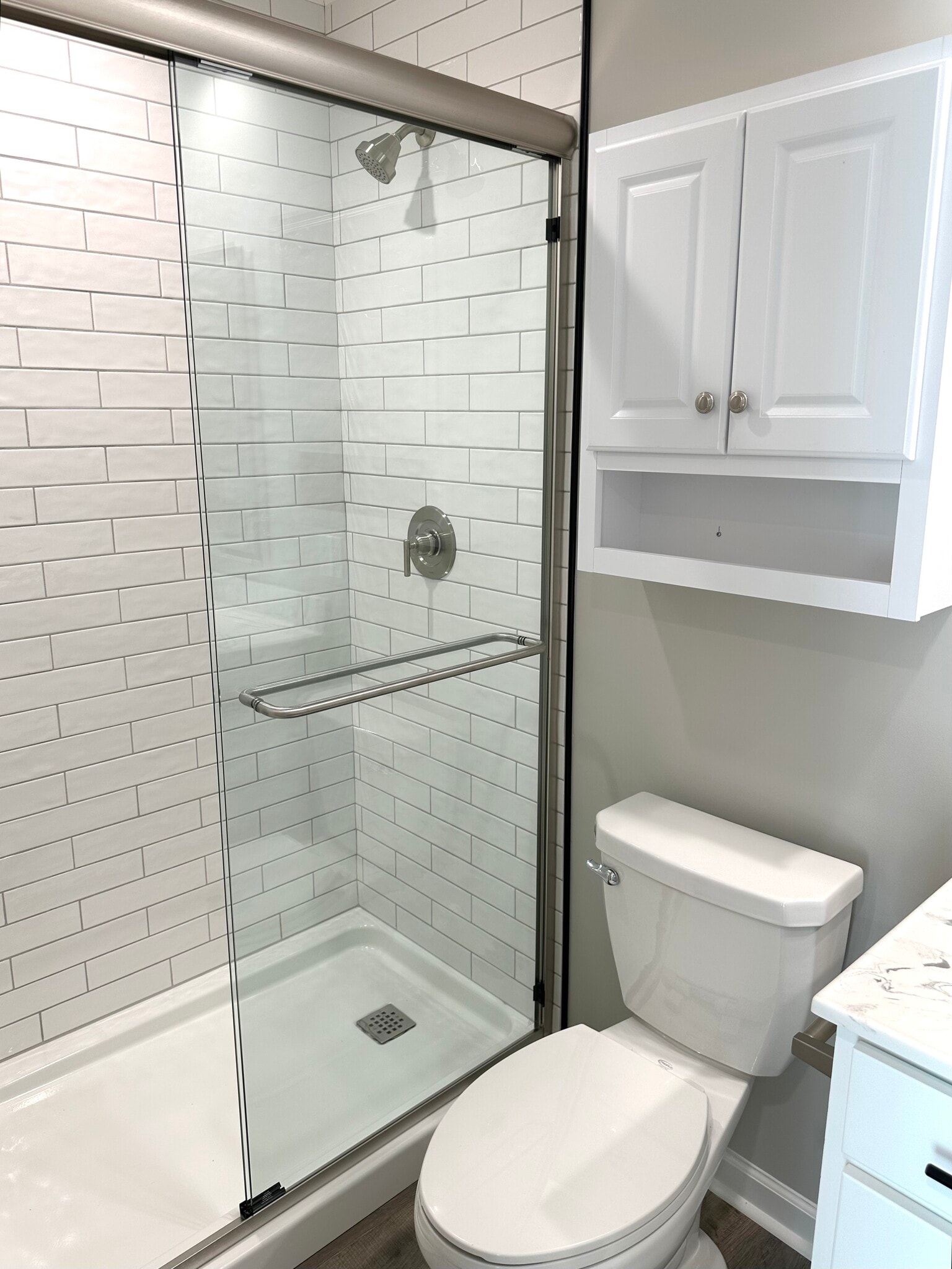 Wall cabinet, soft close toilet seat - 2217 Kenwood Blvd SE