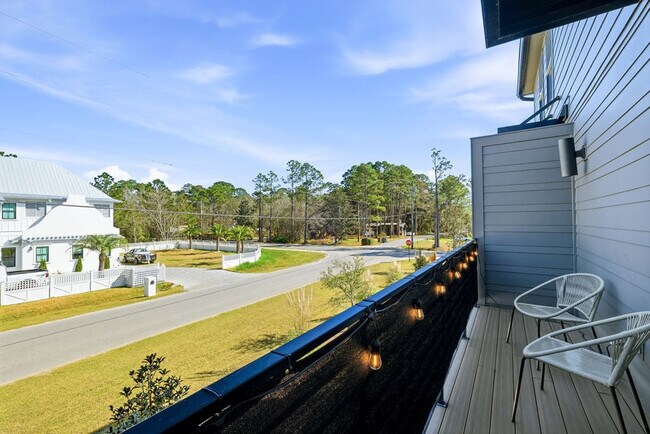 Building Photo - 38 Blue Eden Lp