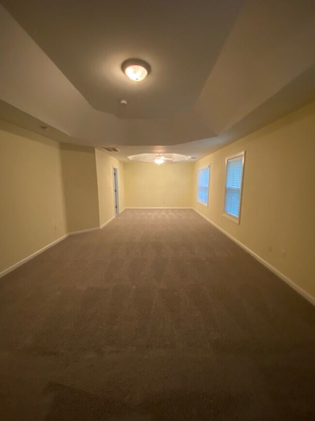 Building Photo - 506 Eagle Pointe Dr