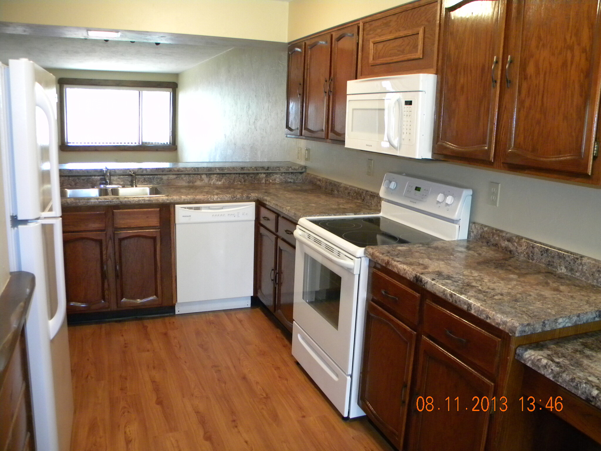 Kitchen - 511 E 3rd St