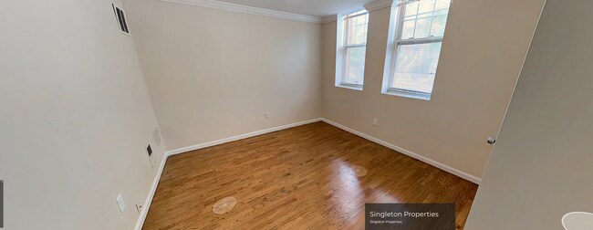 Building Photo - Get a $500 Rebate upon closing! Pet OK Apt...