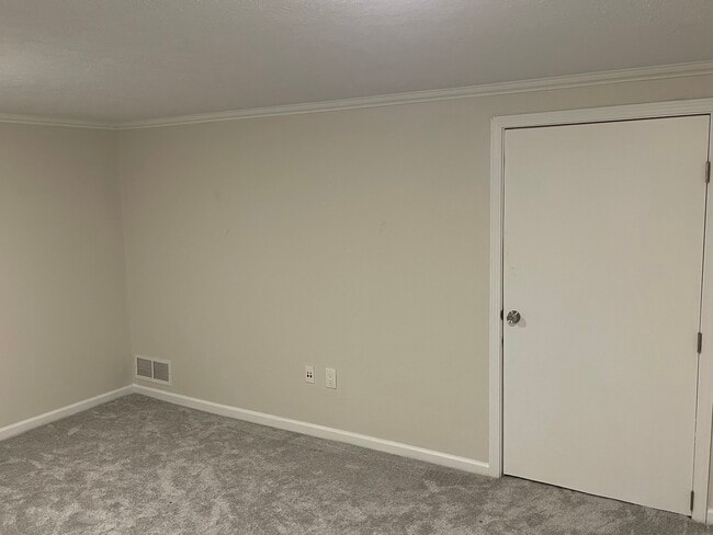 Finished basement - 2831 Bexley Ct