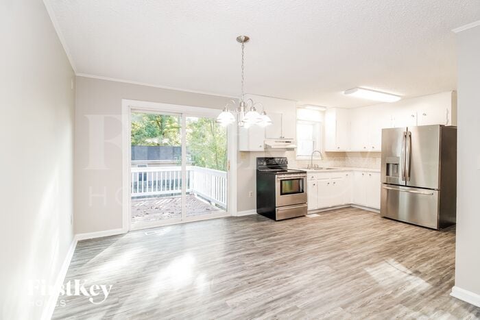 Building Photo - 2105 Arbrook Ln
