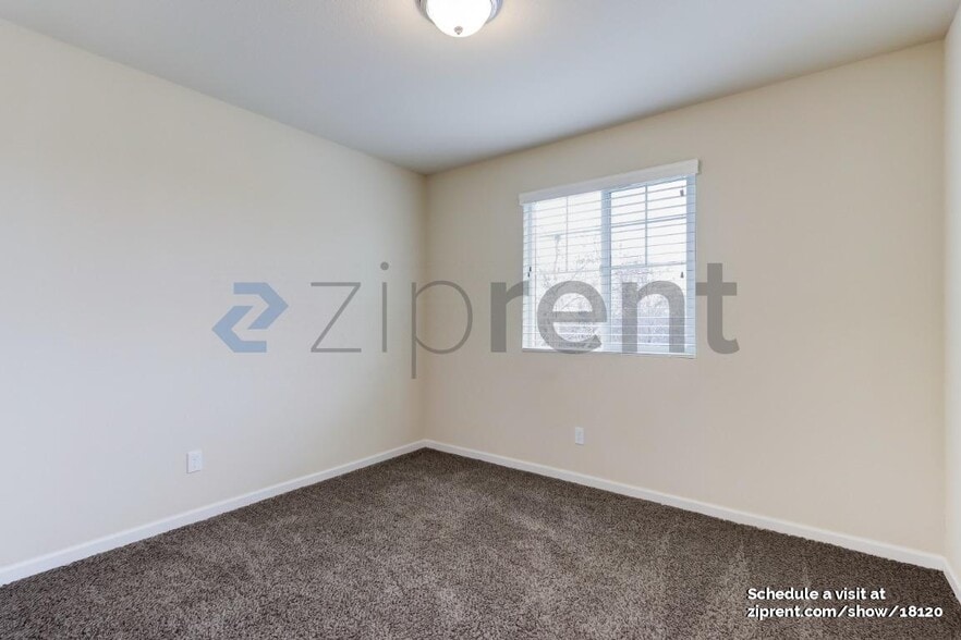 Building Photo - 350 Ashwick Loop