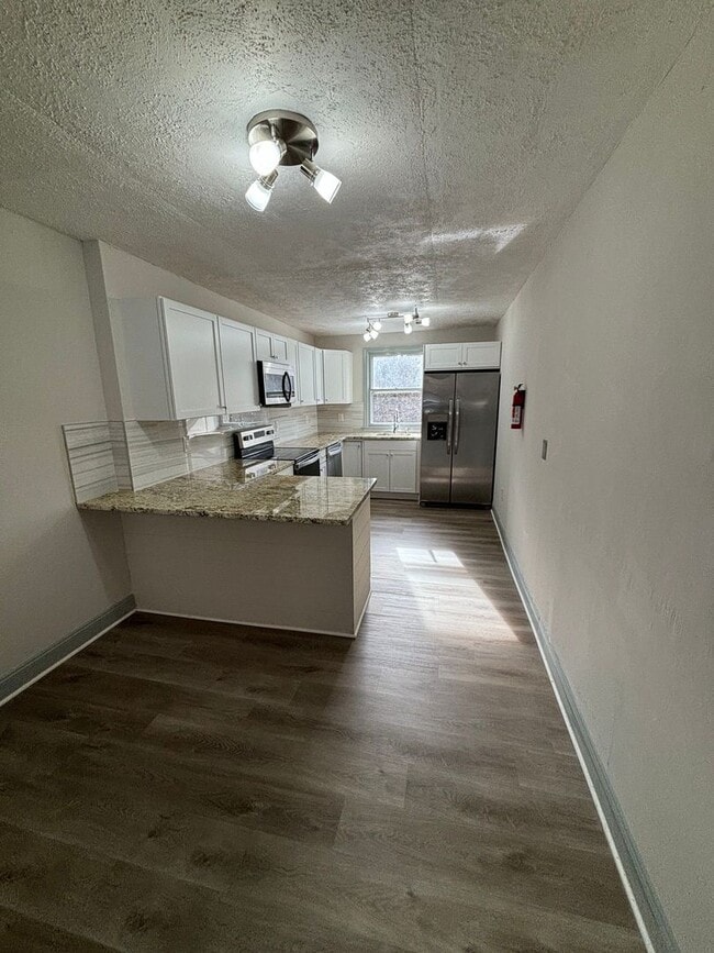 Building Photo - Beautiful 4 Bedroom 1.5 Bath House in Pottstown!