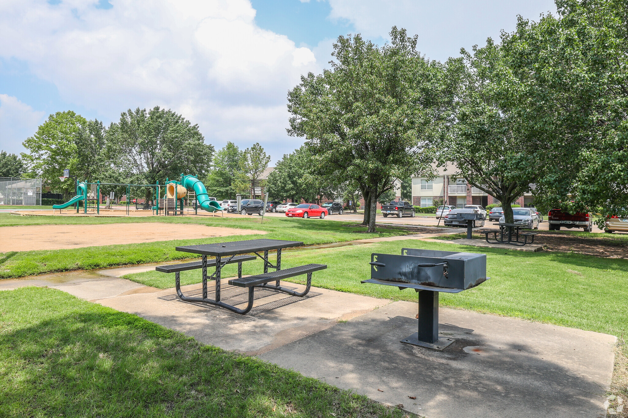Grill and Picnic Area - The Greens at Owasso I/II
