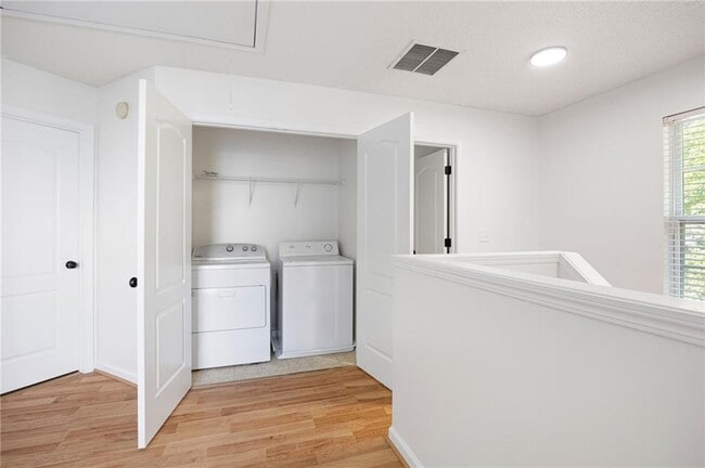 Building Photo - 176 Darby's Crossing Ct
