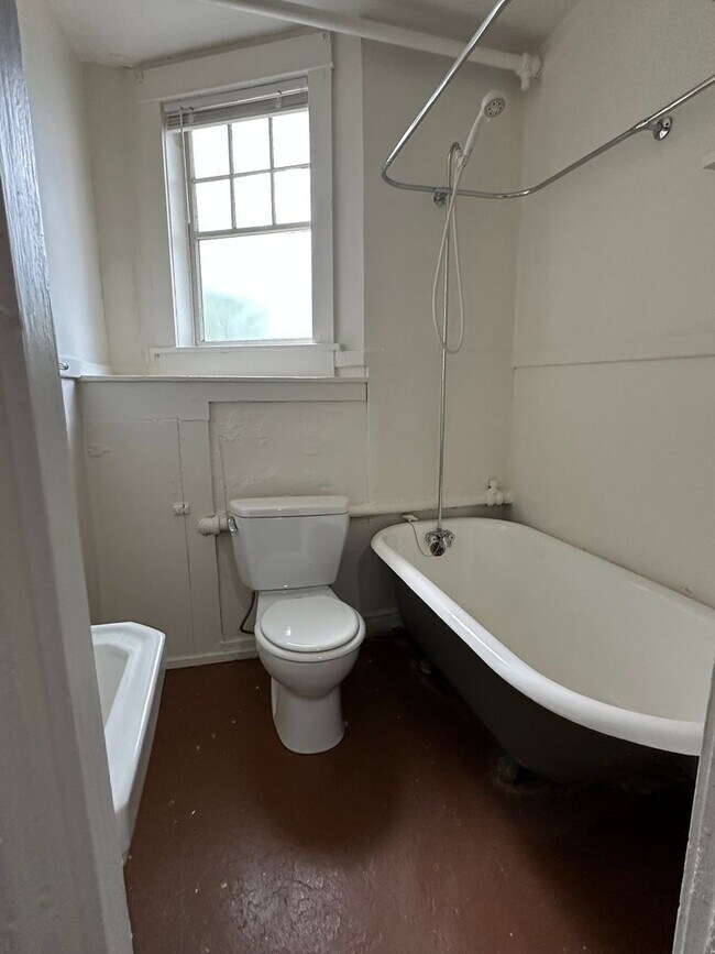 Interior Photo - Clayton Place