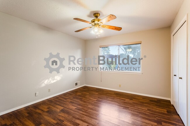 Building Photo - CALL US TODAY AT (505) 808-6467 TO SCHEDUL...