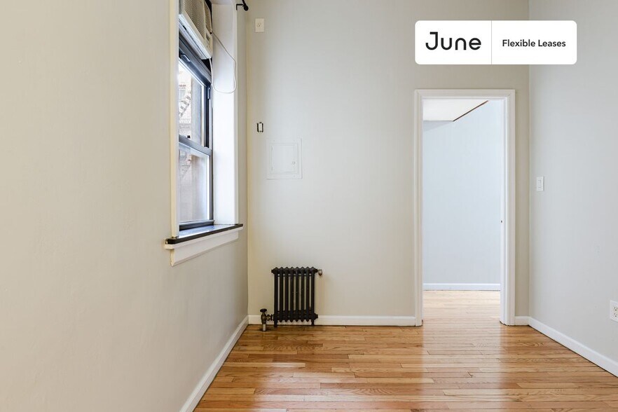Building Photo - 885 9th Ave