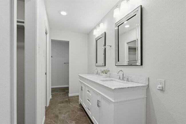 Building Photo - 4801 Rustown Dr