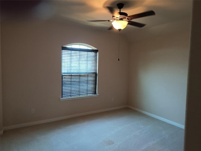 Building Photo - 10039 Stancil Ln
