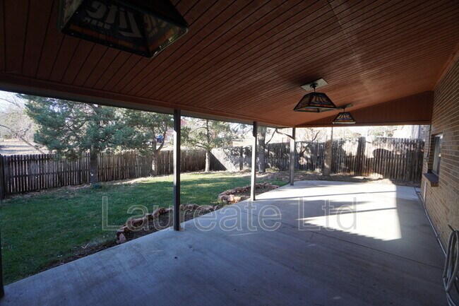 Building Photo - 5859 Newcombe Ct