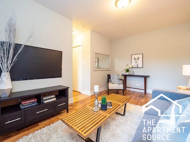 Building Photo - 2907 N Mildred Ave